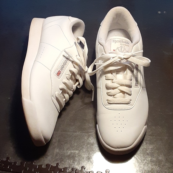 Reebok Shoes - Reebok Classics